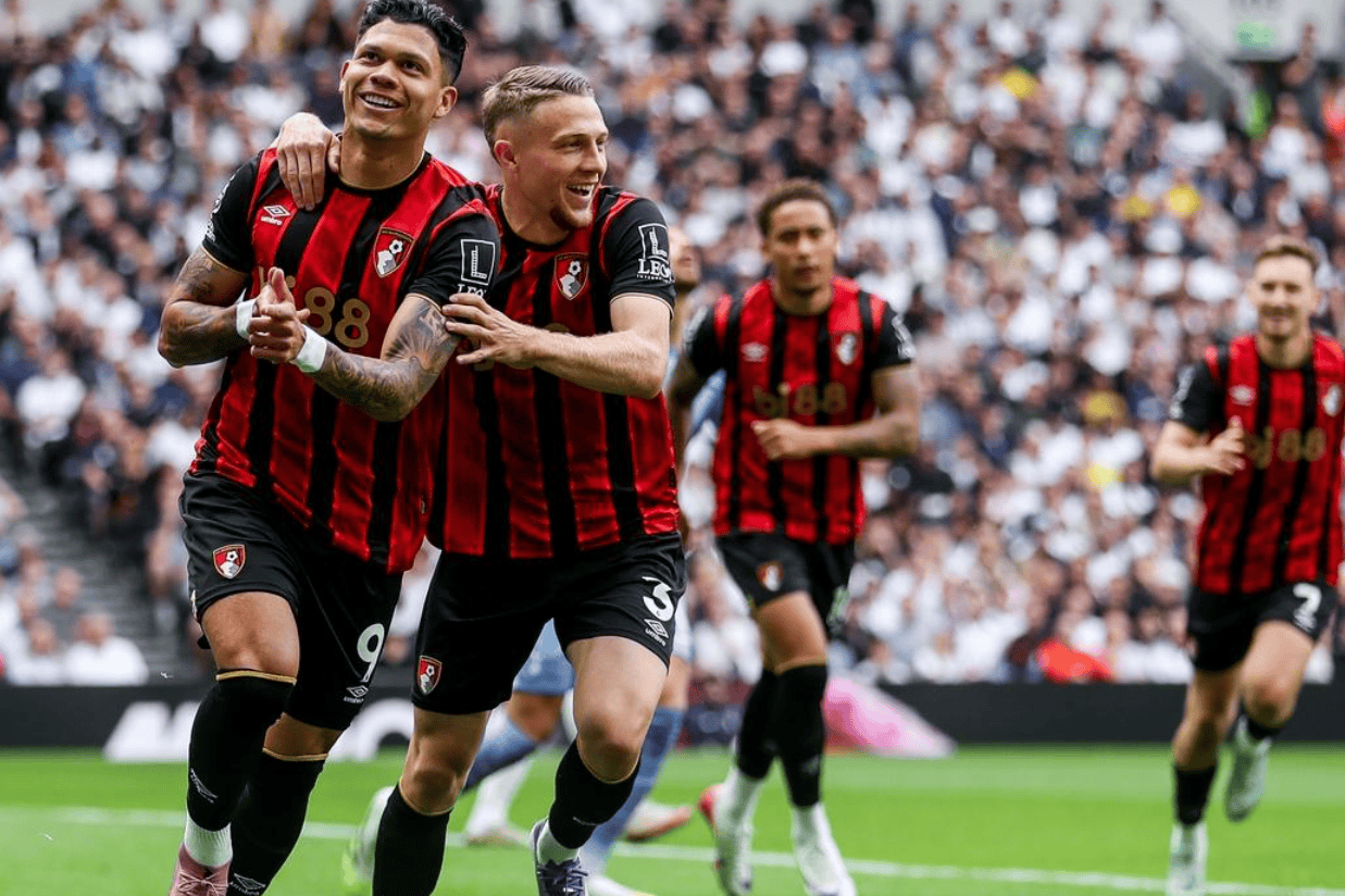 爆冷！英超豪强倒下：主场沦陷，连胜被终结，9亿欧豪阵也没用